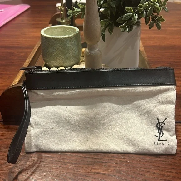 💥2/$10 YSL Beauty Beige Makeup Cosmetic Bag wristlet, Travel Toiletry organizer - Picture 2 of 5
